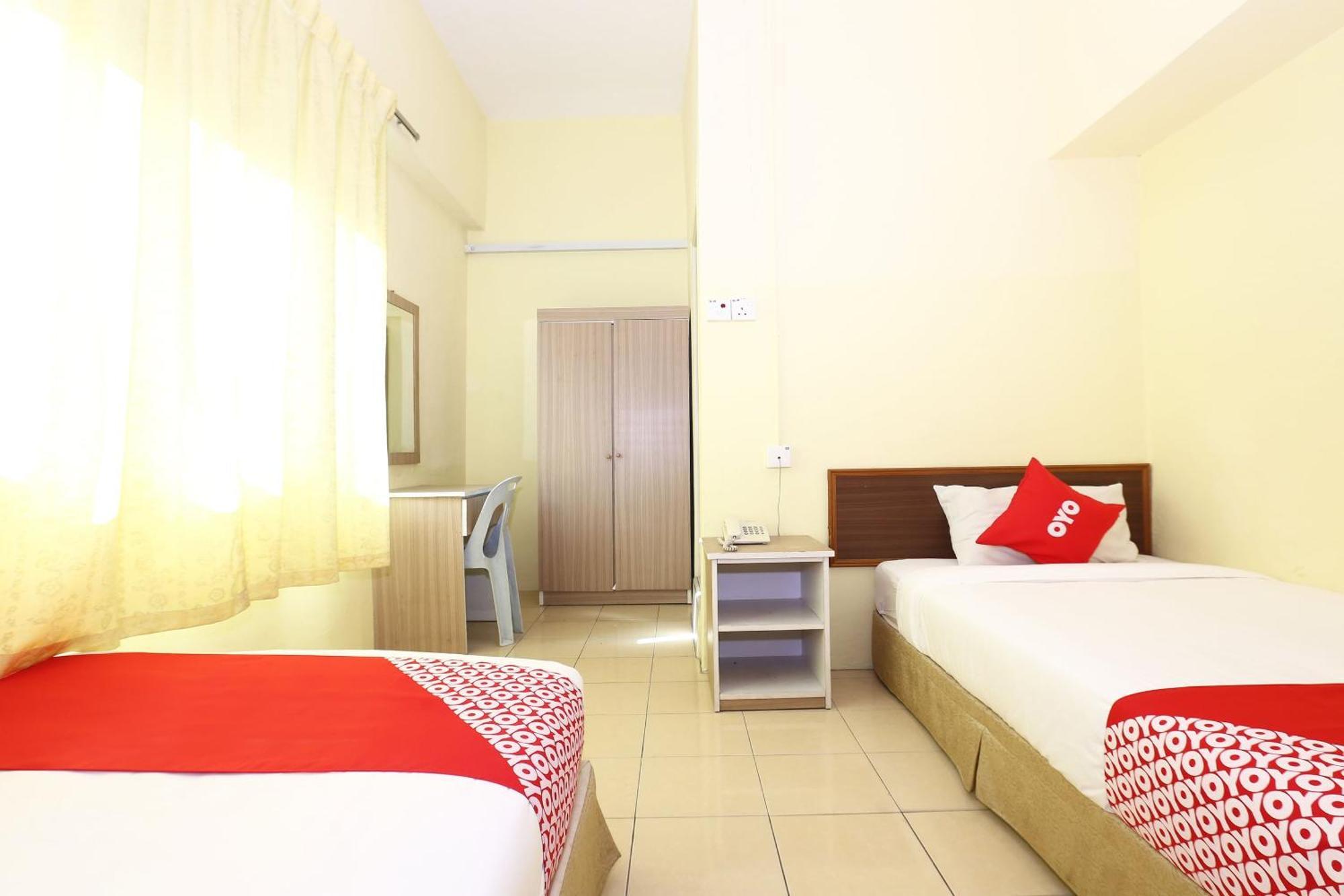 Super Oyo 89651 Harmoni Hotel Кота Бару Екстериор снимка