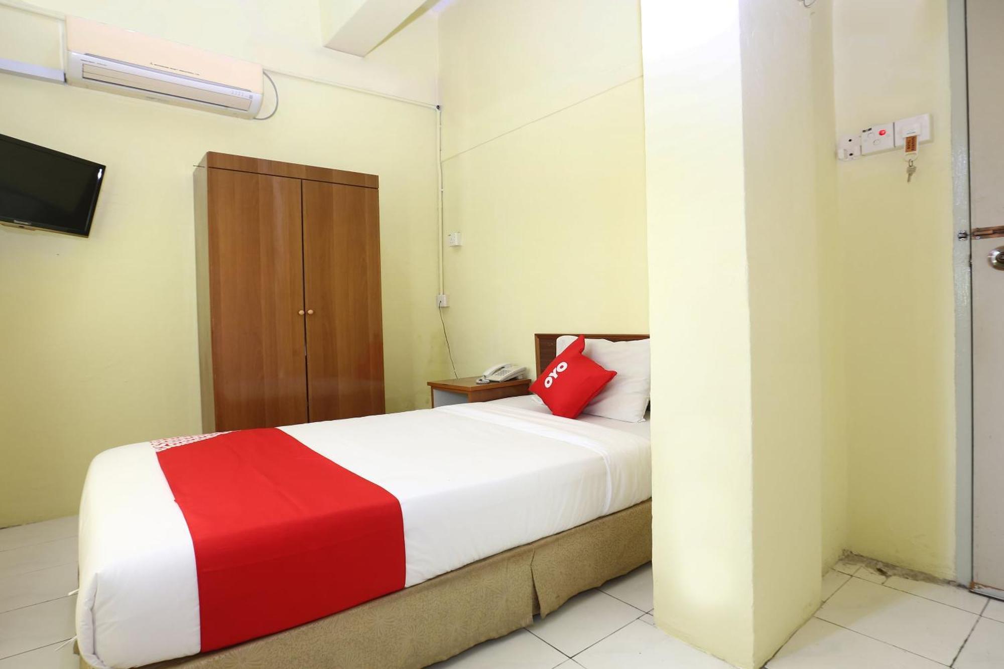 Super Oyo 89651 Harmoni Hotel Кота Бару Екстериор снимка