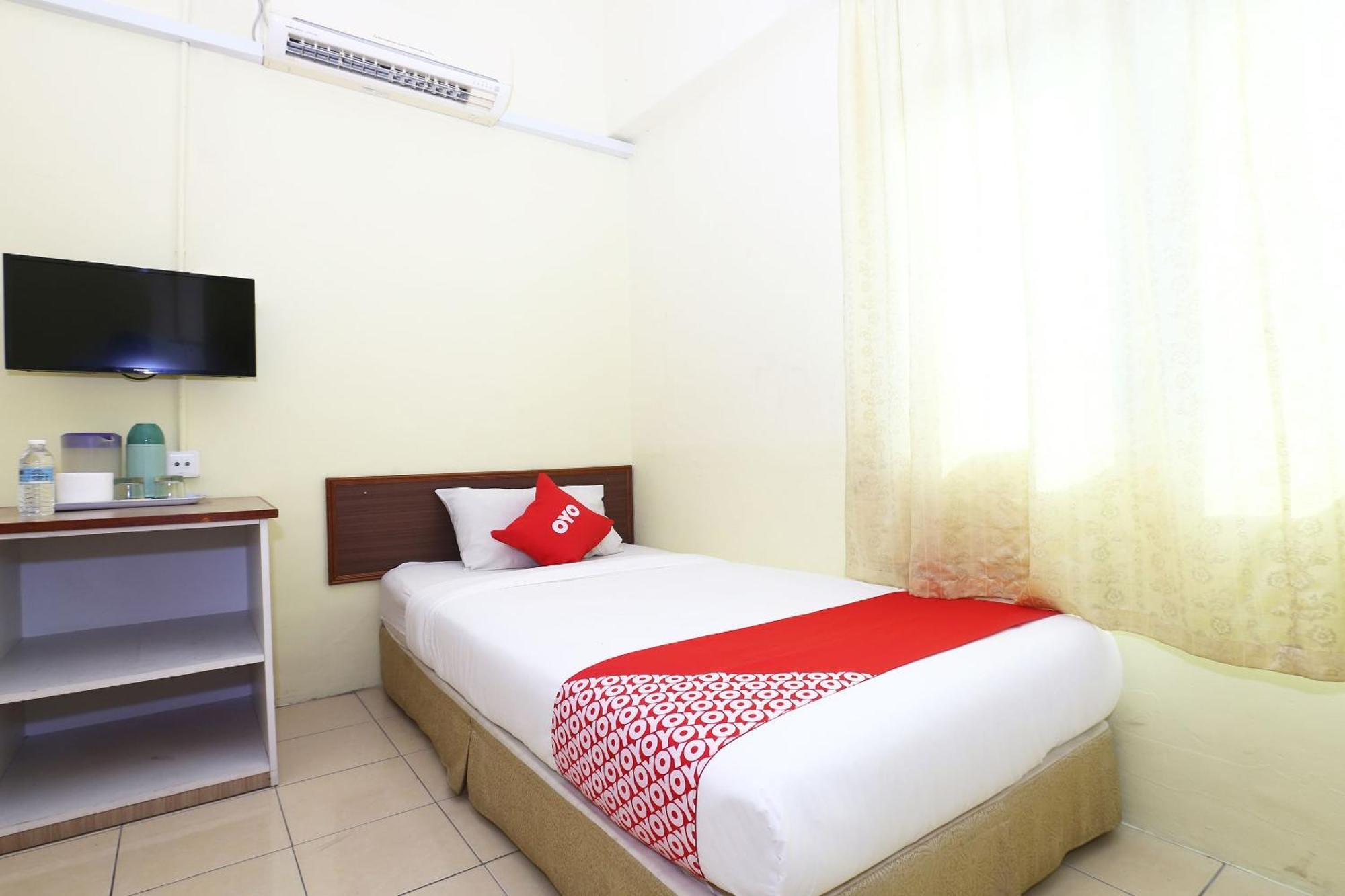 Super Oyo 89651 Harmoni Hotel Кота Бару Екстериор снимка