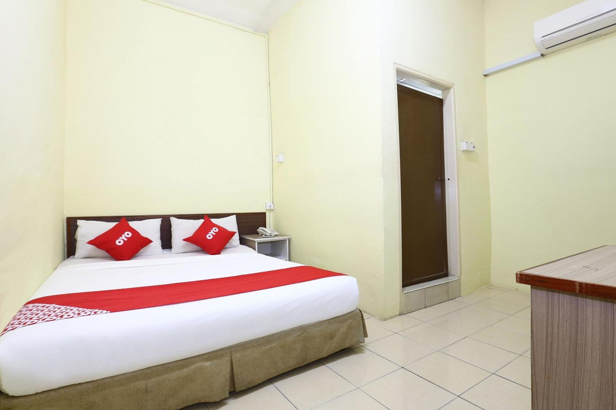 Super Oyo 89651 Harmoni Hotel Кота Бару Екстериор снимка