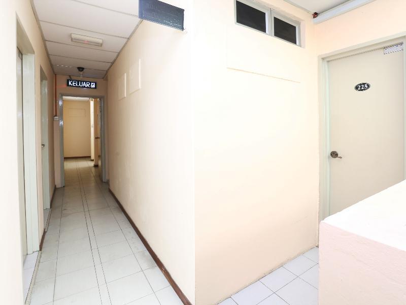 Super Oyo 89651 Harmoni Hotel Кота Бару Екстериор снимка
